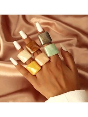 1 Pc Design Acrylic Resin Rings  Wide Thick Dome Knuckle Size 7.5